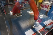 Automatica Messestand 2016 Speedy mit Schreibaufgabe MABI Robotic